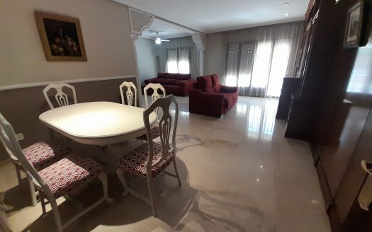 Habitación en Ciudad Real Capital.