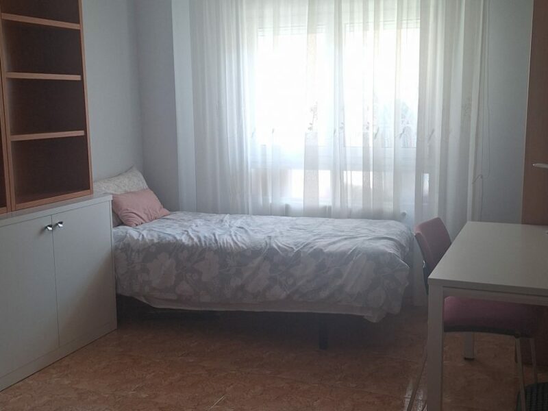 Habitación zona Feria, Albacete Capital.