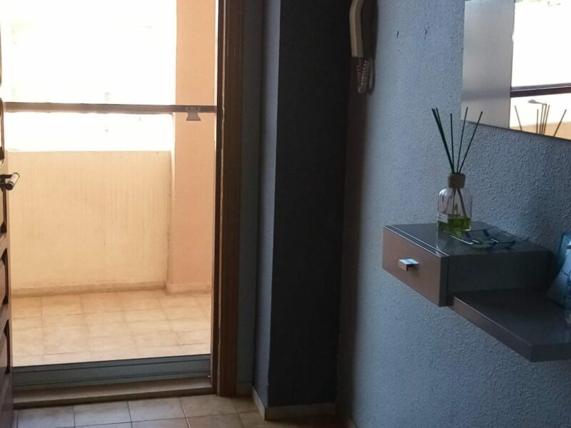 Apto, Puebla de Farnals, Valencia.