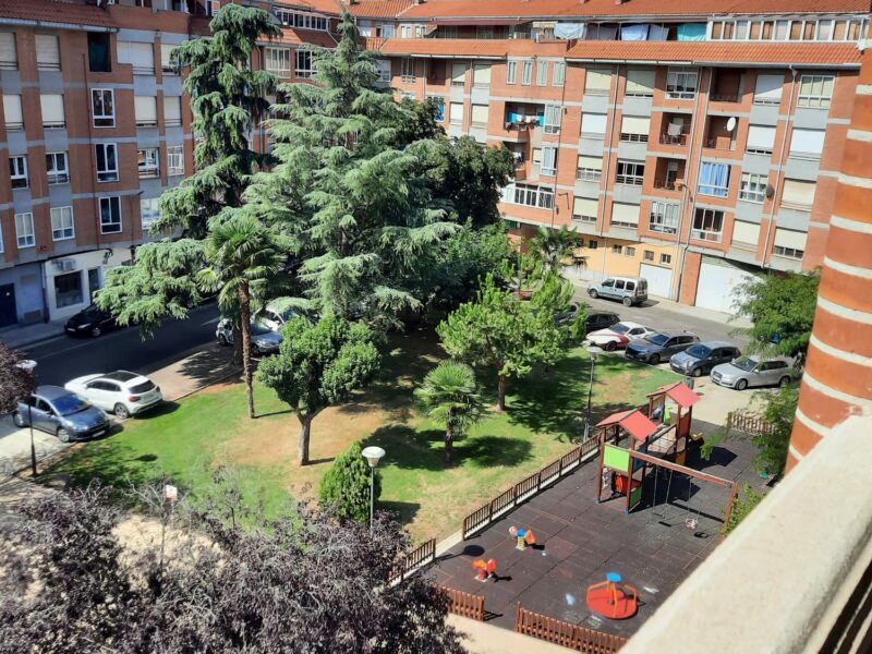 APARTAMENTO en La Bañeza (León)