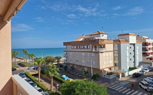 Apto en Moncófar, Castellón.