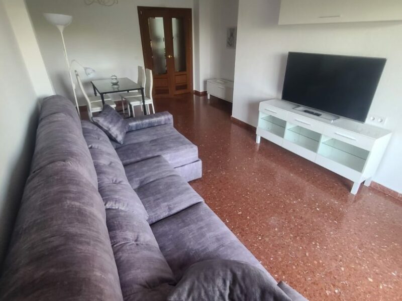 Piso zona Miralbaida, Córdoba Capital.