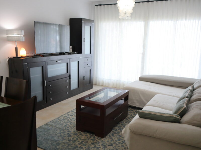 Luminosa vivienda en Atalaya Alta de Riviera