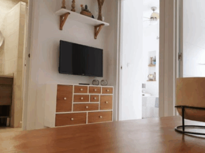 Precioso y funcional apartamento en Los Boliches con excelente ubicación a tan sólo 300 metros de la playa y todos los servicios esenciales cerca.