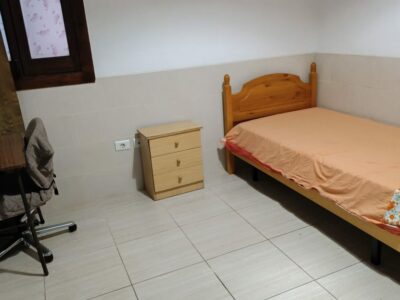 Habitación (cocina y baño propio) en Triana, Las Palmas, Gran Canaria.