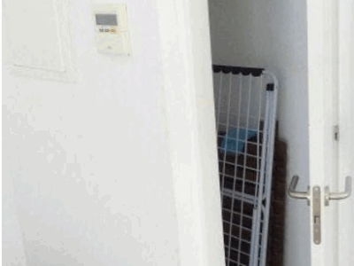 Precioso y funcional apartamento en Los Boliches con excelente ubicación a tan sólo 300 metros de la playa y todos los servicios esenciales cerca.