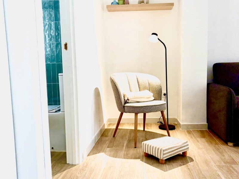 Apartamento A ESTRENAR situado a solo 200 metros de la playa, muy luminoso y ubicado en la ciudad de Cádiz.