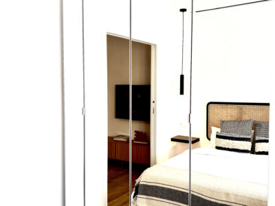 Apartamento A ESTRENAR situado a solo 200 metros de la playa, muy luminoso y ubicado en la ciudad de Cádiz.