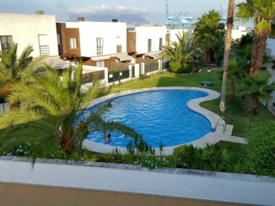 Exclusiva vivienda en Algeciras residencial privado La Ermita