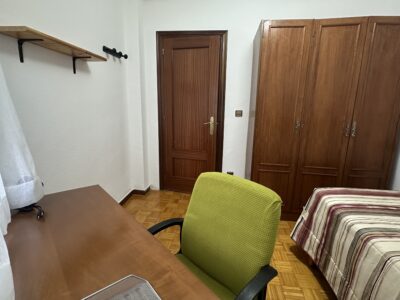 Habitacion en piso compartido con docentes