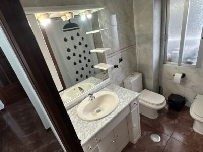 Habitacion en piso compartido con docentes