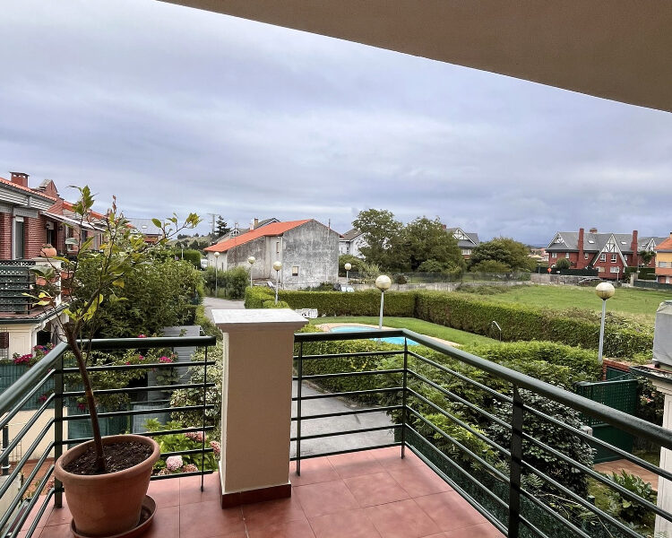 Coqueto piso con piscina