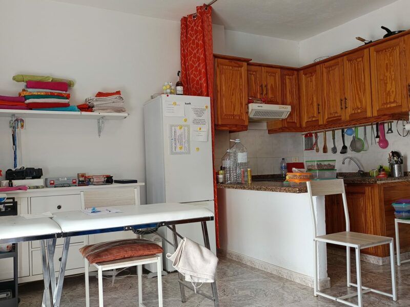 Se alquila apartamento de 2 habitaciones en Adeje, Tenerife.