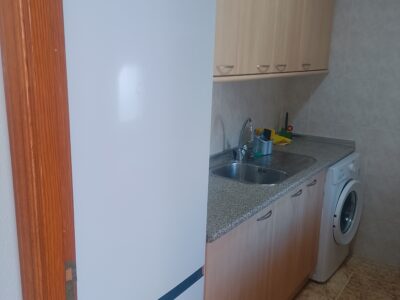 Apartamento con parking y piscina