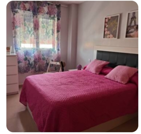 Alquilo apartamento de dos dormitorios en el Puerto de Mazarrón. Urbanización con piscina, plaza de garaje, enfrente de la playa