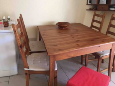 Apartamento sin lavadora, sin internet, nevera pequeña.