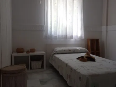 PISO LUMINOSO Y TRANQUILO CON ORIENTACIÓN SUR