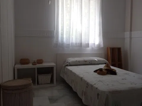 PISO LUMINOSO Y TRANQUILO CON ORIENTACIÓN SUR