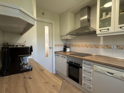 Piso 2 habitaciones. 2 baños. Salon. Cocina independiente.