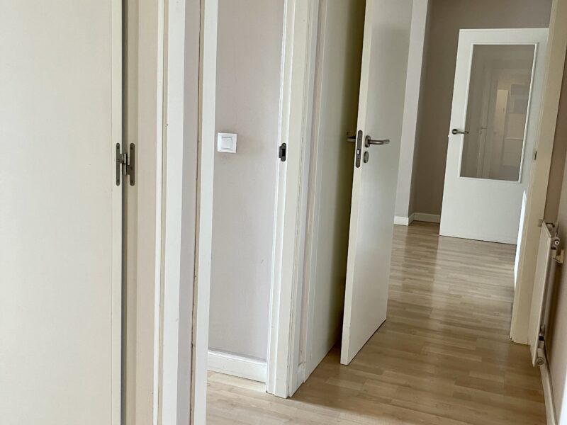 Piso de 80m. 2 habitaciones