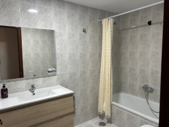 SE ALQUILAN 2 HABITACIONES