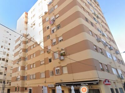 ¡Para Profesores! Luminoso piso de 3 hab. en Cádiz-Zona La Laguna (Temporada Escolar)