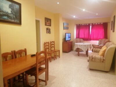¡Para Profesores! Luminoso piso de 3 hab. en Cádiz-Zona La Laguna (Temporada Escolar)